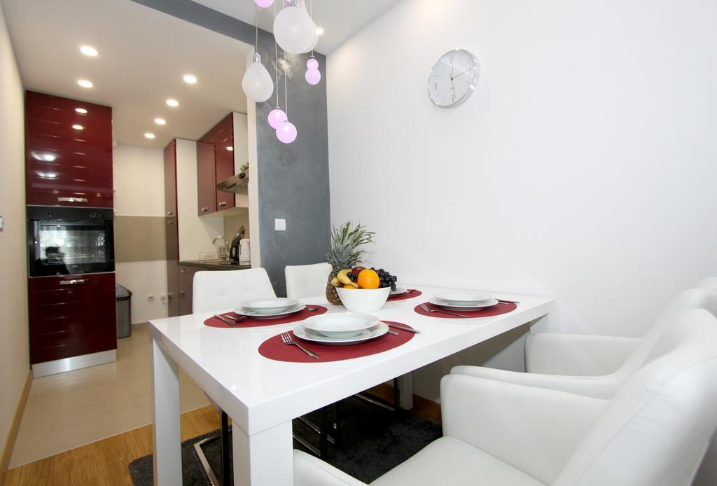 Apartment Oasis เบลเกรด ภายนอก รูปภาพ