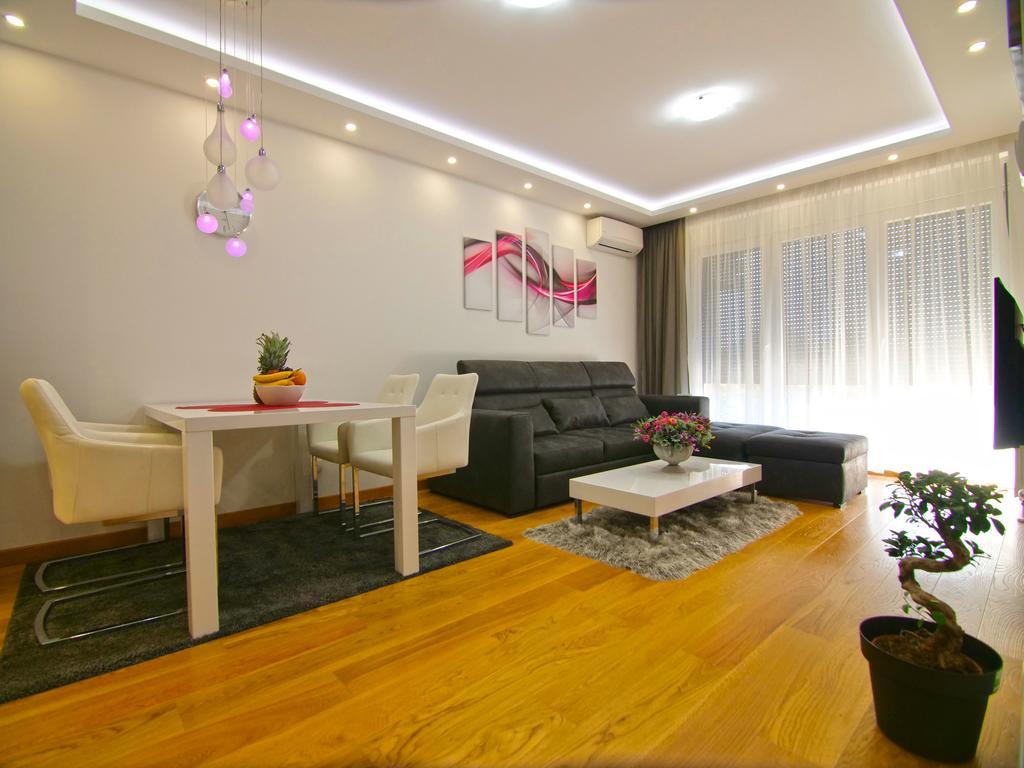 Apartment Oasis เบลเกรด ภายนอก รูปภาพ